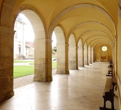 dijon-langres-gite-groupes | | La Valdonnière
